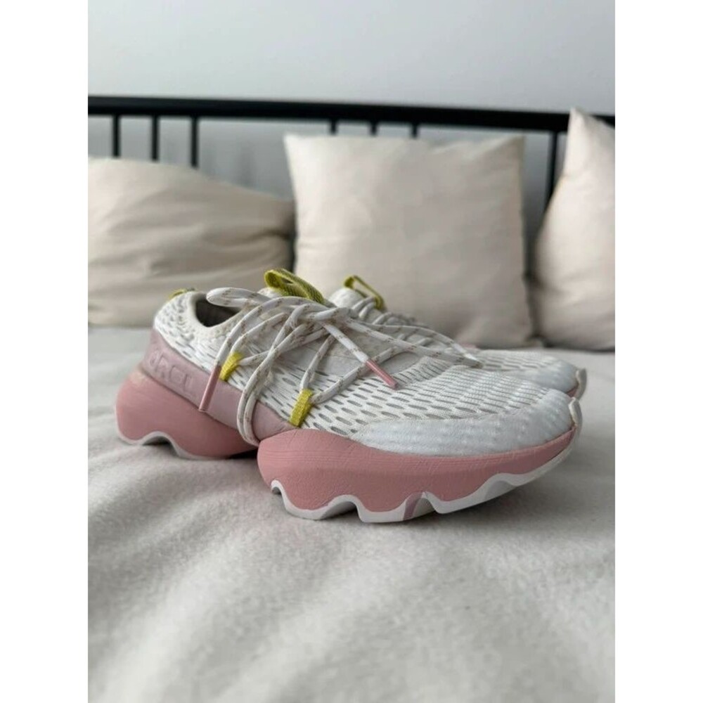 Sorel Women Shoes